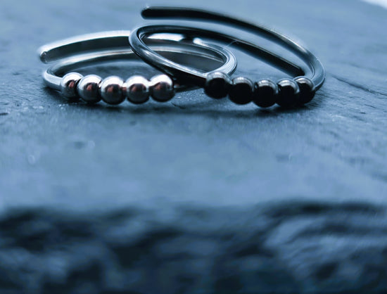 Anti-Stress-Ring "ATLAS" für Männer • Verstellbarer Spinner Ring • Geschenk zum Vatertag, Schulabschluss & Jobstart • Herren Anxiety Ring