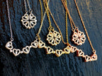 Pendentif trèfle à quatre feuilles • Pendentif cœur magnétique • Collier • Porte-bonheur 2 en 1