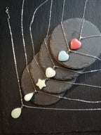 Chaîne lumineuse phosphorescente • Collier en argent avec pendentif lumineux • JoJos Presents