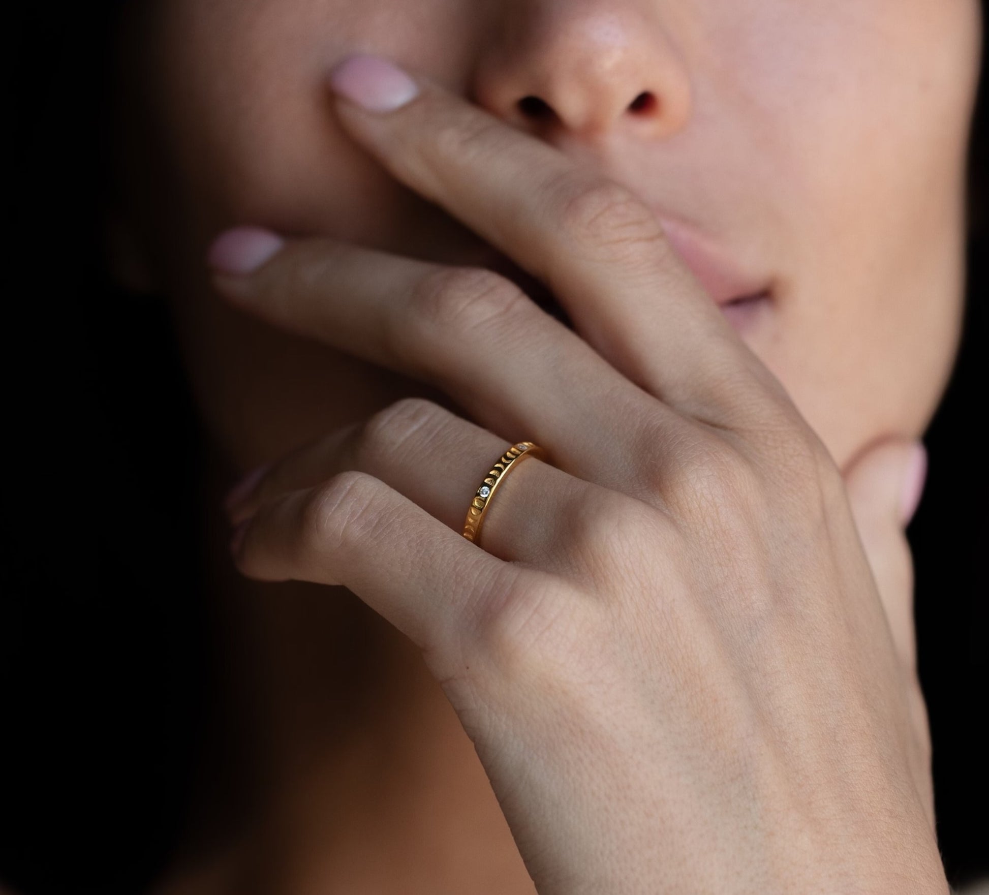 Mondphasen-Ring • Minimalistischer Stapelring mit Zirkonia • Himmlischer Schmuck in Gold Silber Roségold • JoJos Presents