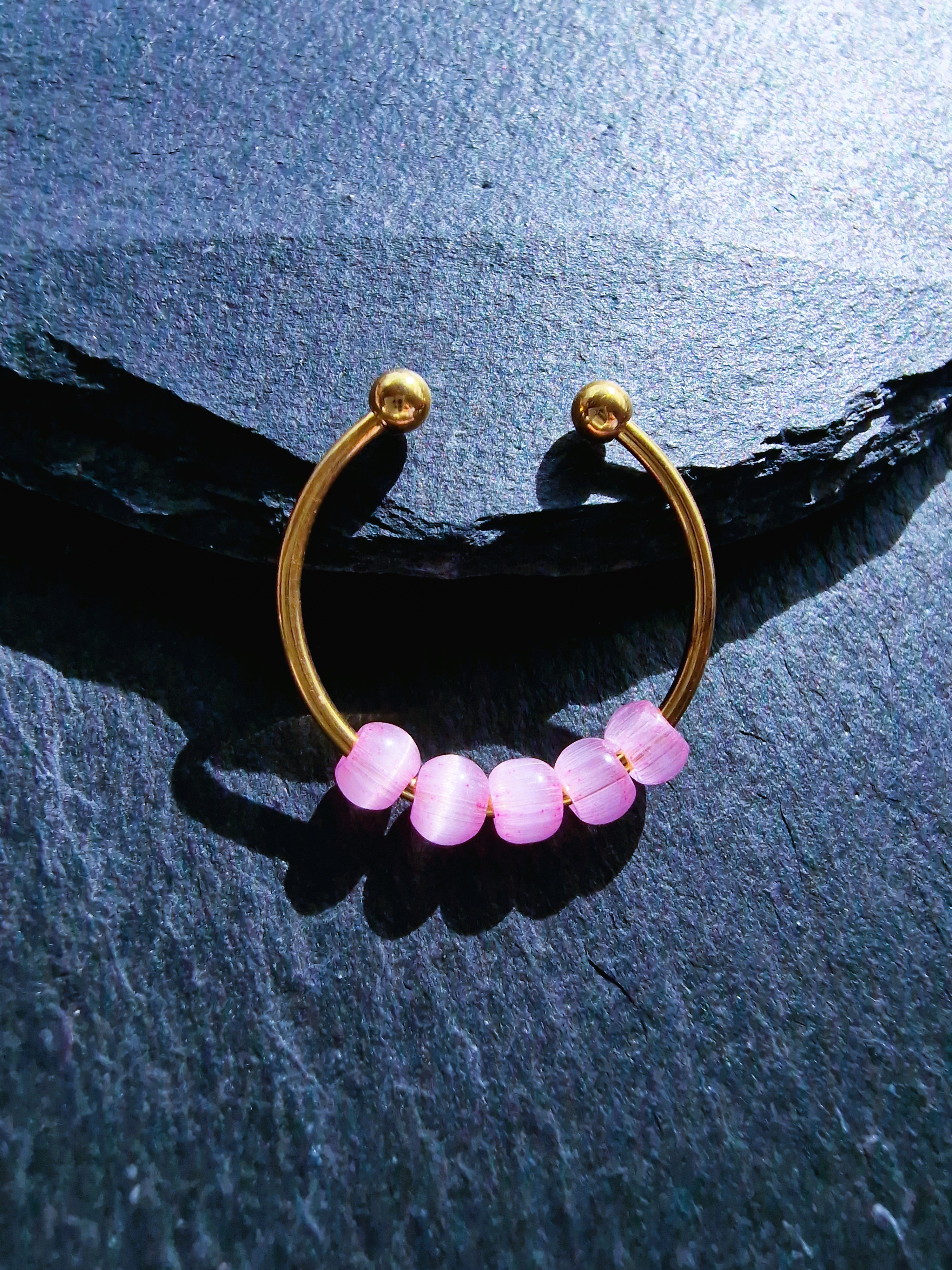 Anti-Stress-Ring „Rosalie“ • Drehbarer Fidget Ring aus Edelstahl in Gold, Silber & Roségold • Verstellbarer Ring mit rosa Perlen • Geschenk