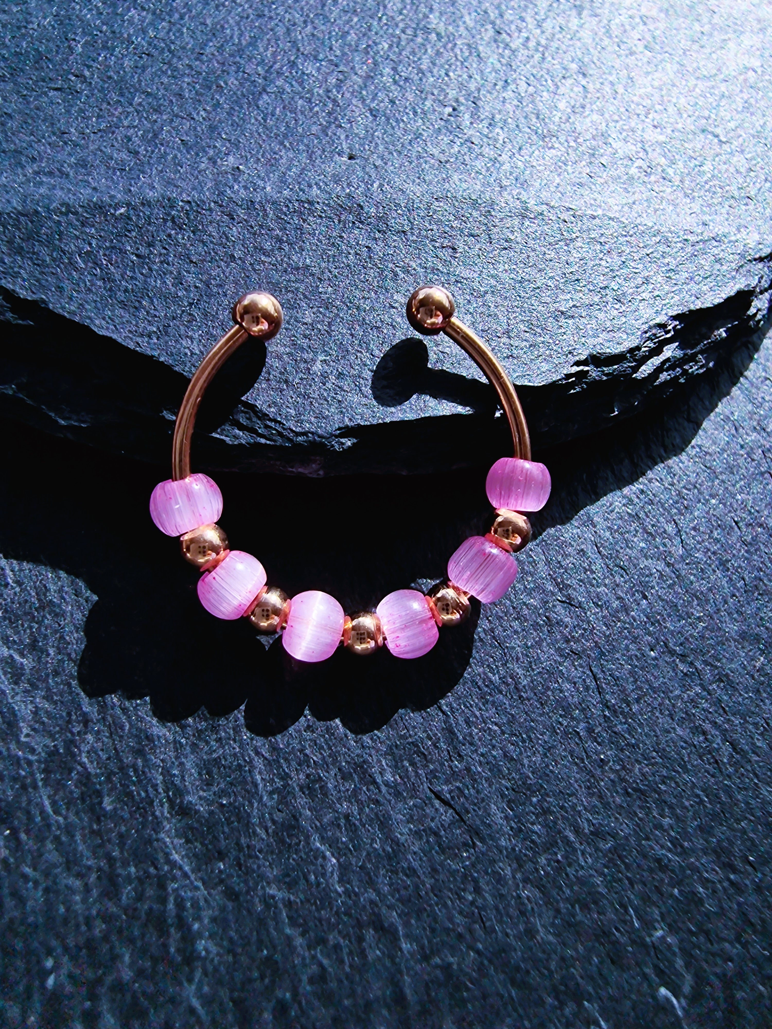 Anti-Stress-Ring „Rosalie“ • Drehbarer Fidget Ring aus Edelstahl in Gold, Silber & Roségold • Verstellbarer Ring mit rosa Perlen • Geschenk