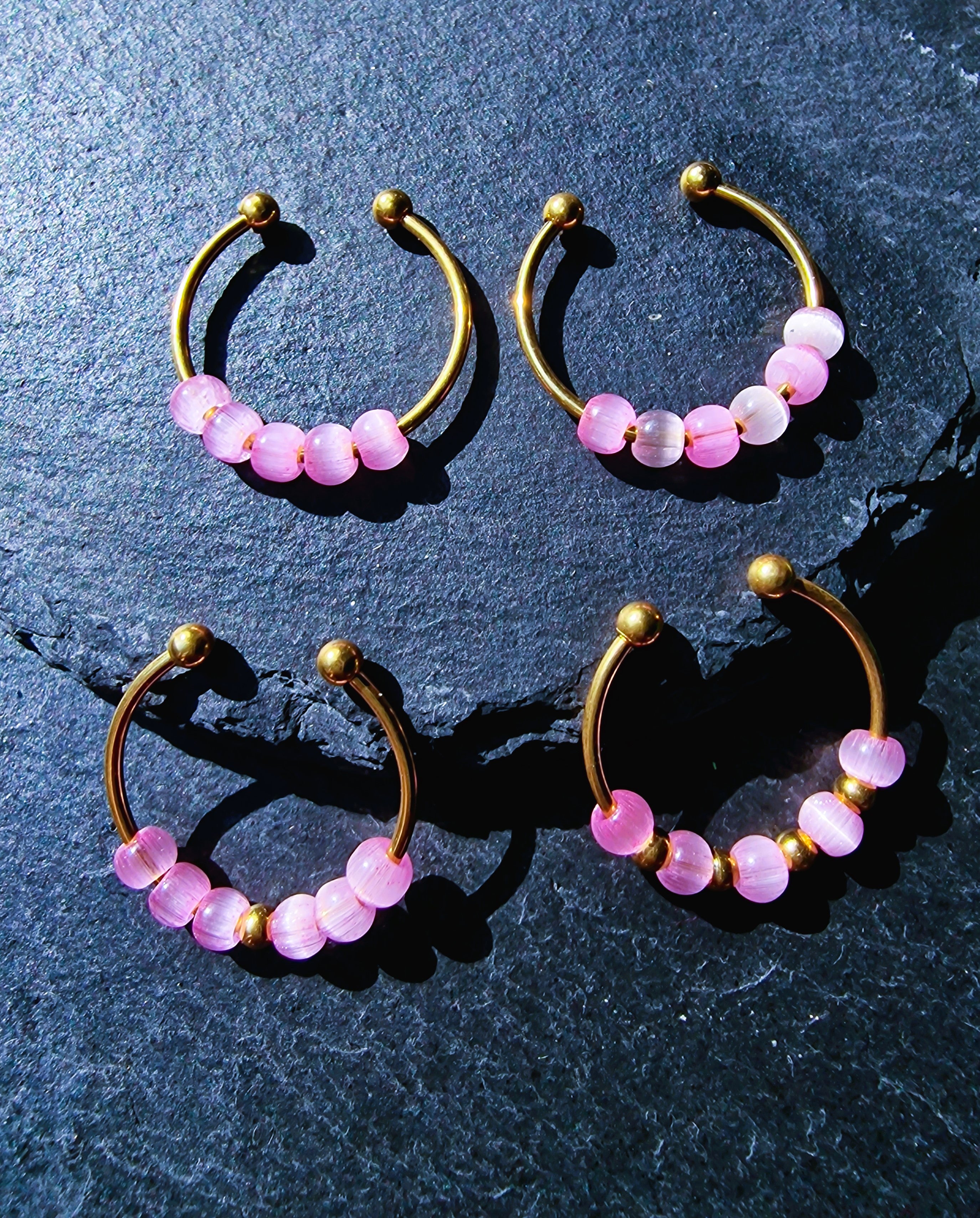 Anti-Stress-Ring „Rosalie“ • Drehbarer Fidget Ring aus Edelstahl in Gold, Silber & Roségold • Verstellbarer Ring mit rosa Perlen • Geschenk