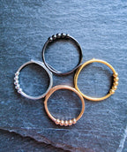 Anti-Stress-Ring Grace – verstellbarer Fidget Ring für kräftige Finger