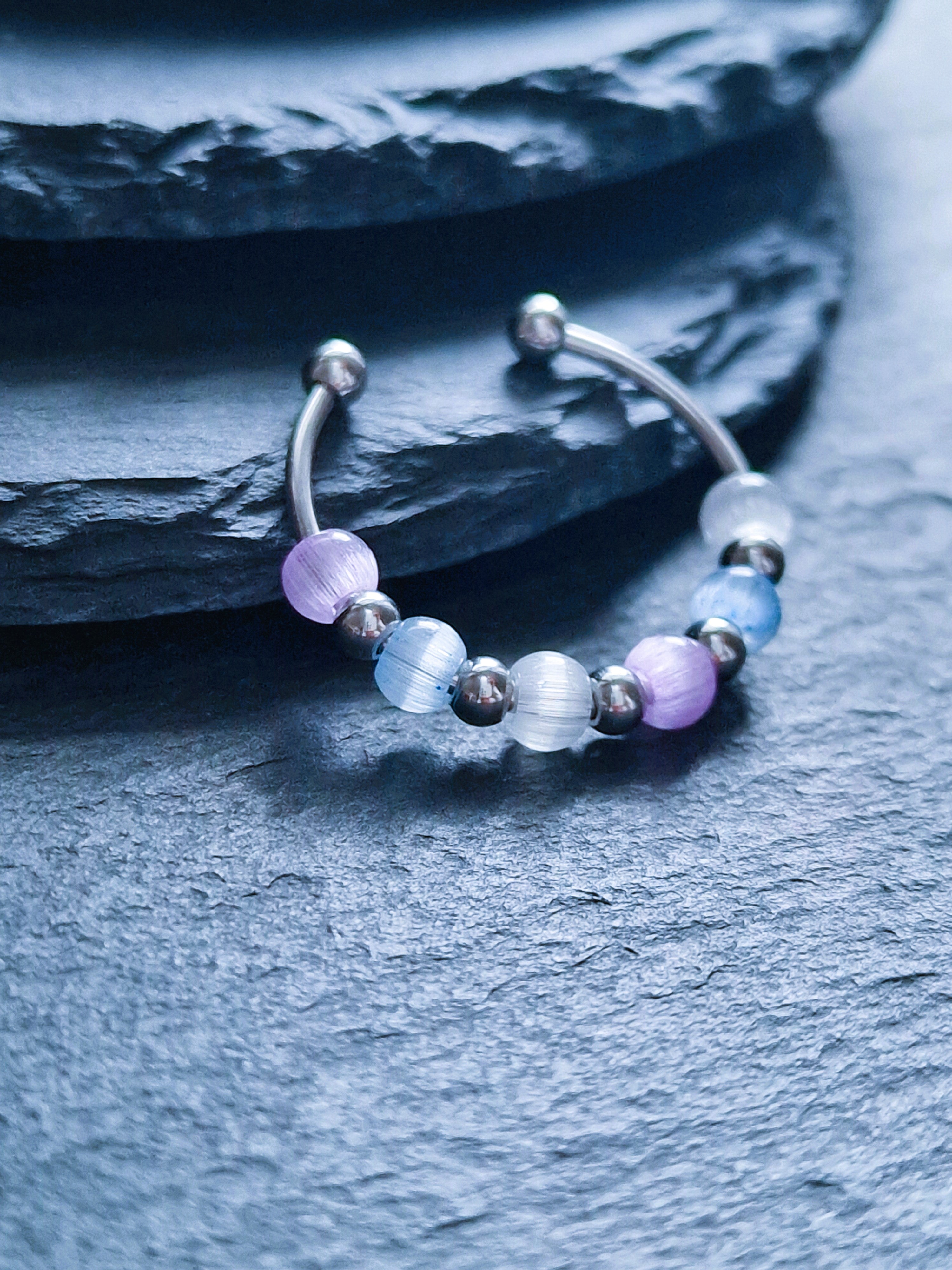 Bague anti-stress « Aurora » • Bague Fidget réglable pour femme • Bague d'anxiété • Perles en verre œil de chat • Idée cadeau pour elle • JoJos Presents