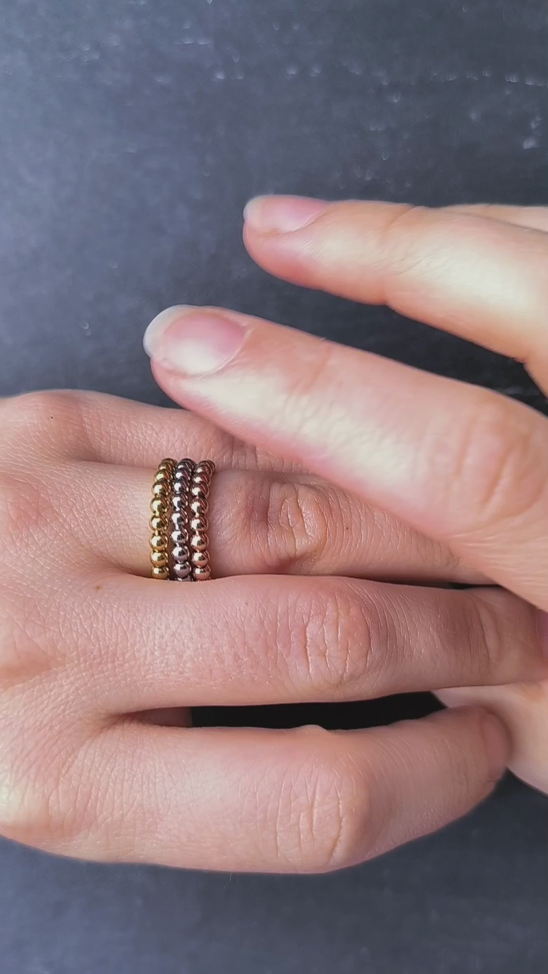 Anti Stress Ring zum Drehen – Fidget Ring mit drehbaren Kugeln, verstellbar anpassbar, Geschenk bei Unruhe zum Muttertag I Flow